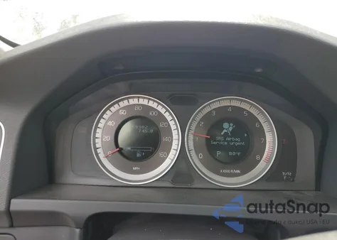 2013 Volvo S60 T5 z USA, uszkodzony, nr VIN YV1612FS1D1216915